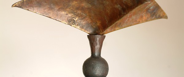 ilumoiinación, lámpara de pie en bronce y hierro forjado